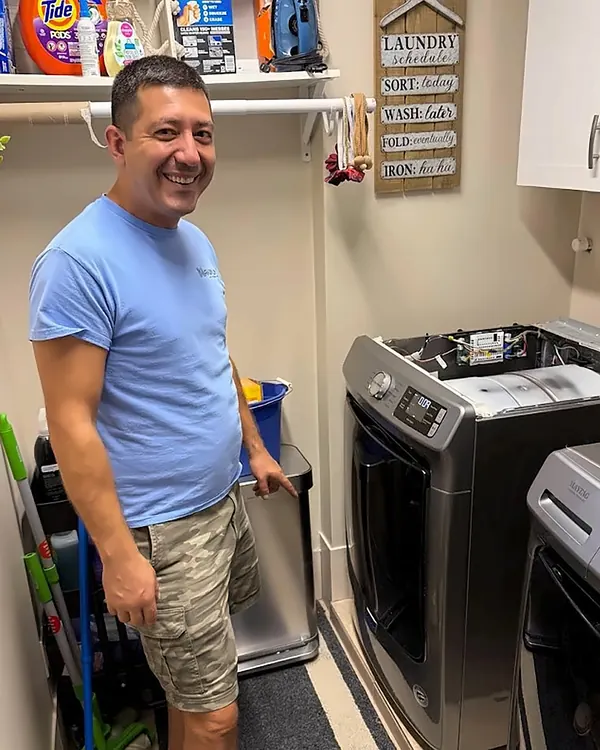 El, Technician at Maximum Appliance Repair